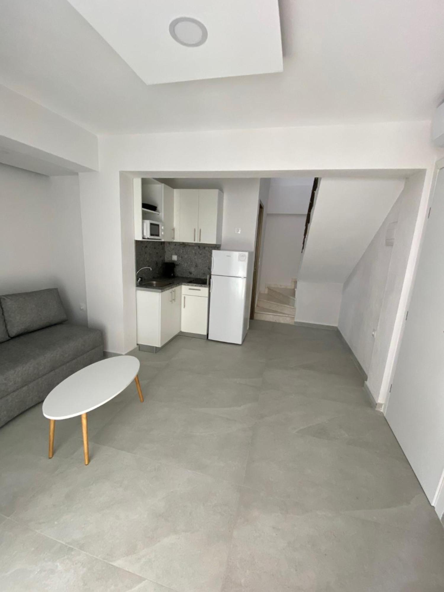 Interni Luxury Living Apartment Nikiti  Luaran gambar