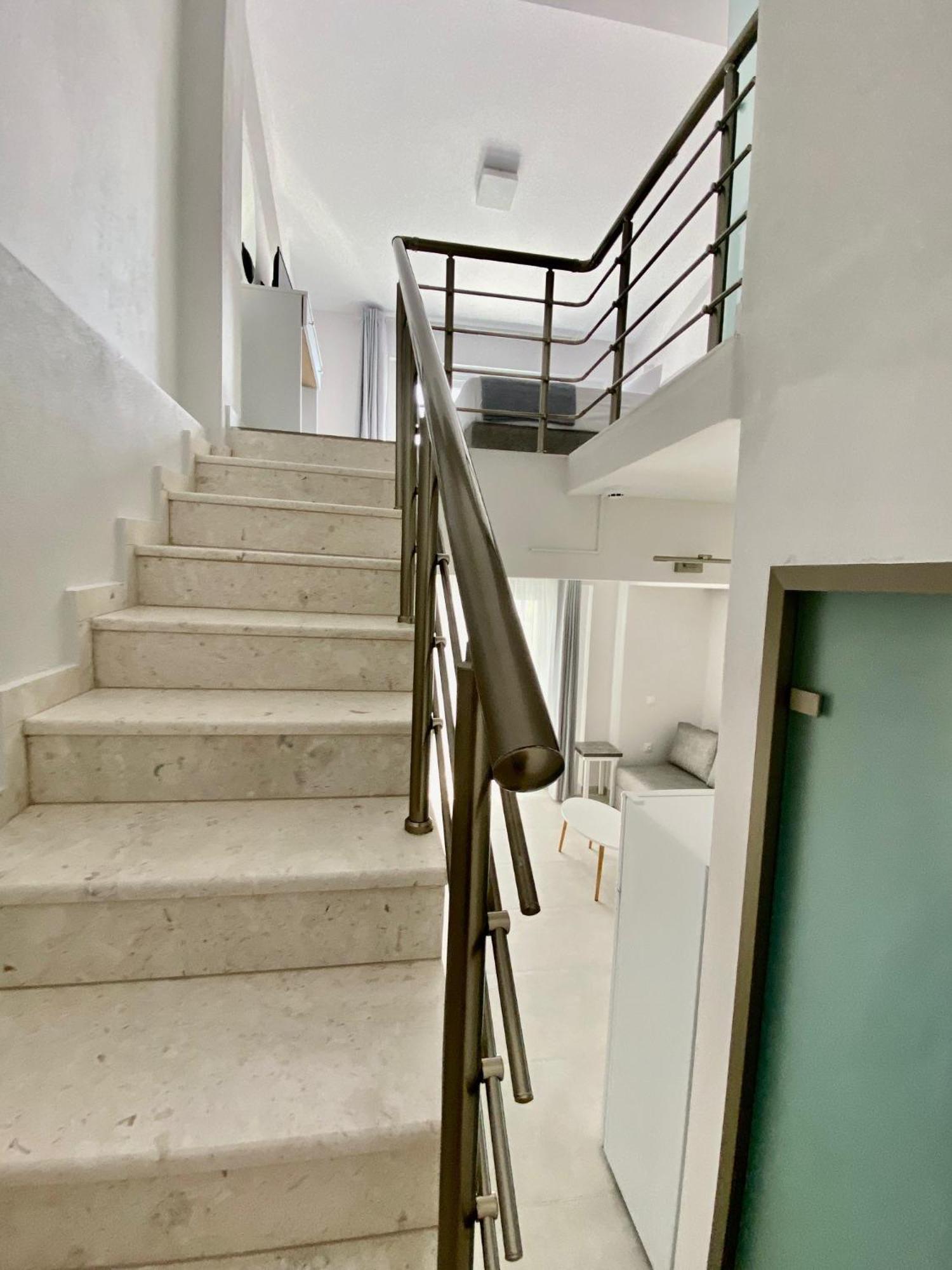 Interni Luxury Living Apartment Nikiti  Luaran gambar
