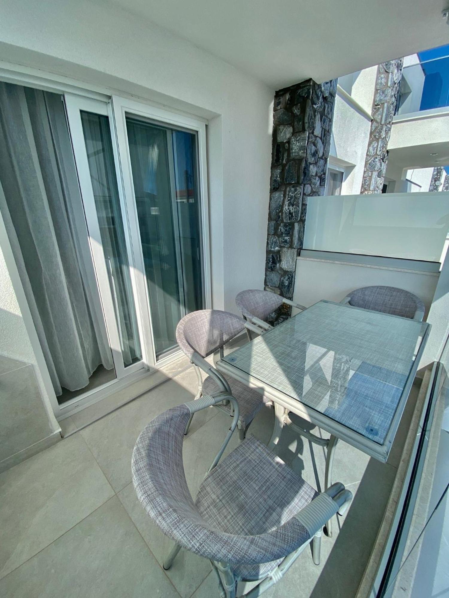 Interni Luxury Living Apartment Nikiti  Luaran gambar