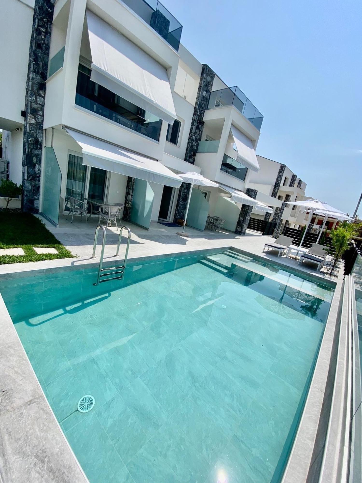 Interni Luxury Living Apartment Nikiti  Luaran gambar